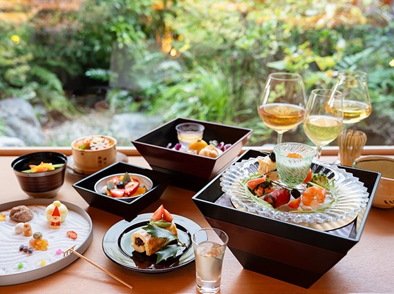 アフタヌーンティー　ホテル　大阪　日本料理　茶道　抹茶